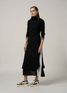 Madly Sweetly: STEALTH TUNIC -BLACK