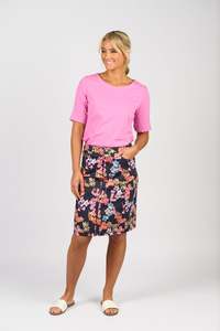 Vassalli 1: 372AV-Printed Lightweight Skirt with Centre Back Vent-Willa