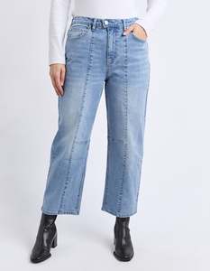 AMBROSE BARREL JEAN-LIGHT BLUE-DUE MID FEB