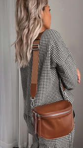 DANI CROSS-BODY BAG -TOFFEE/BROWN