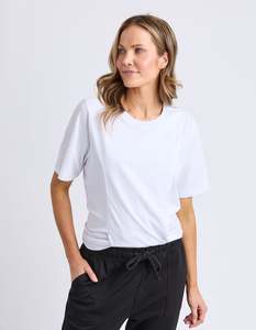 Basics: COLLINS TUCK TEE-WHITE