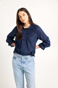 Tuesday: Diamond top-navy