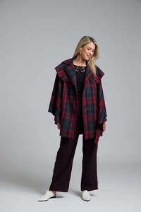 Suri Cape | Winter Wool Cape | N-E-S