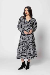 Seeking Lola: SERENTITY DRESS-LINEWORK