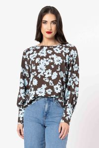 Seeking Lola: CENTERED TOP-POWDER BLOOM