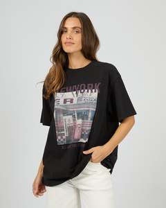 NEW YORK DINER RELAXED TEE