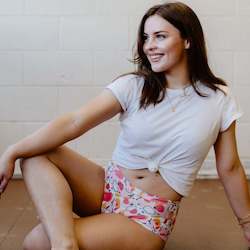 Mid Rise Briefs: Mid-rise - heavy protection