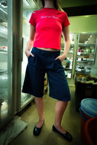 Rusty: BIG BAD FINANCE MOMMY LOW RISE SHORT Navy Pinstripe