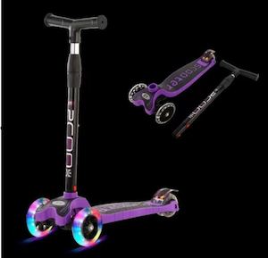 Trike Scooter with LED Light Up Wheels for Kids: Blue, Red or GREEN - VOLANS