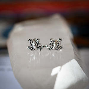 frog: Frog Studs