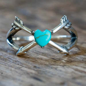 Love: Cross My Heart Ring