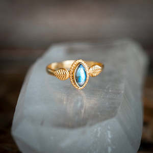 Gold Labradorite Leaf Ring