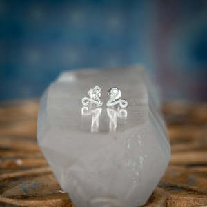 Zodiac Signs: Aries Zodiac Studs