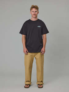 Mens: Shag Sea Tee - Black