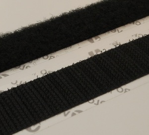 19 mm x 25 mtr PSA Velcro® Brand