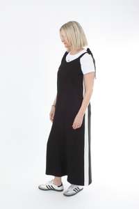 Black And White: Olivia Dress - Black white Stripe