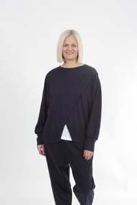 Cross Over Jumper square cut - Navy Merino