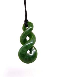 Authentic Pounamu: Medium kumara - N201DWGD