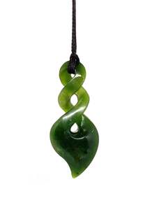 Authentic Pounamu: Medium kumara - N201AA4S