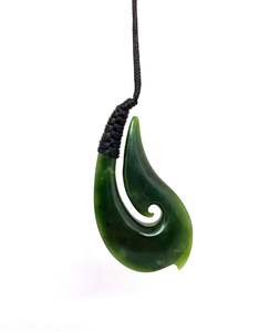 Authentic Pounamu: Matau Medium -N201DJG6