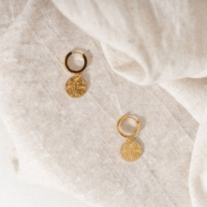 Jewellery: Kāpehu Whetū Huggies