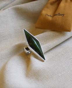 Kapu: Tiaho Jewellery ring Taimana Roa - Size U