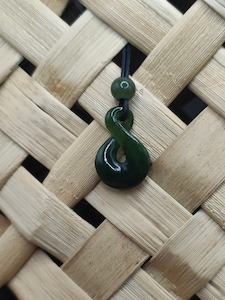 Pikorua Figure 8: Pikorua/Figure 8 - Small