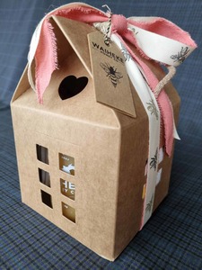 Products: The Lantern Gift Box with Single Honey Jar & Queen Bee Tea Towel