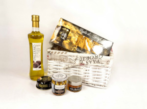 Gift Baskets Hampers: Gift Baskets for Him