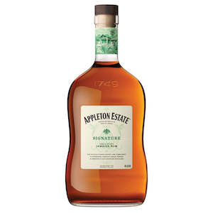 Rum: Appletons Estate Signature Blend Rum, 700ml