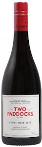 Pinot Noir: Two Paddocks Estate Pinot Noir 2020, Central Otago