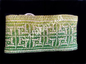 Products: Kete Whakairo – Waiorua Maori Weaving