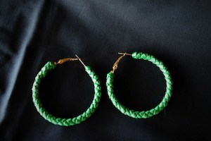 Products: Harakeke Hoop Earrings – Waiorua Maori Weaving