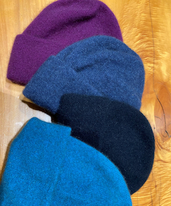 Beanie Possum Merino Black