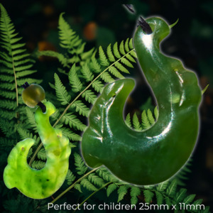 Products: New Zealand Greenstone - Fish hook - Hei Matua - Small Real NZ Adventures