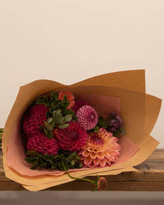 Seasonal bunch of fresh flowers - dahlia edition!
