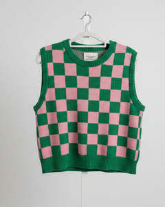 Wanda Harland Preloved: PRELOVED Twenty-Seven Names Knitted Vest - size 12