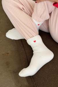 Le Bon Shoppe EMBROIDERED CLOUD SOCKS -WHITE + HEART