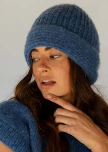 Hobo And Hatch: Hobo and Hatch Haven Beanie - Pacific Blue