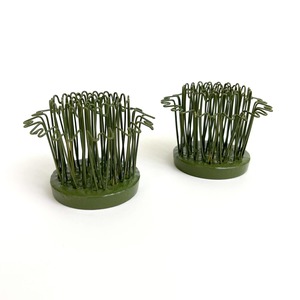 Garden: Round Hairpin Flower Holder Flower Frog: 2-1/2"