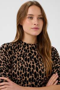 Saint Tropez: Saint Tropez Paloma Pullover - Tiger's Eye Spotty Leopard