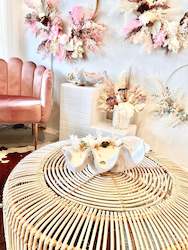 Candles: Giant Clam Candle- Honeysuckle Jasmine