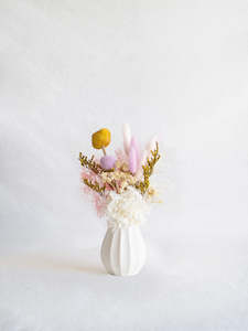 Vase Arrangements: Primavera Vase