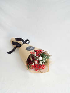 Bouquets: CHRISTMAS: Scarlet Spice Posy