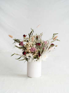 Vase Arrangements: Valentine's Day Amour Vase - Limited Edition