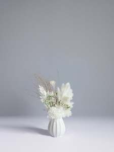 Vase Arrangements: Soft Snow Mini Vase