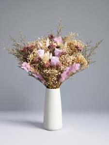 Bouquets In A Vase: Lilac Daisy Bouquet in Vase