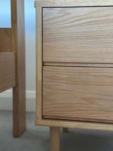 Accessories: Oak Bedside Table