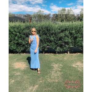 Size 6: Caitlin Crisp Wilmer Dress (Blue)