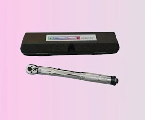 Auto Accessories: 1/2" 28-210 N.M Adjustable Torque Wrench Spark Plug Wrench Car Repair Tools